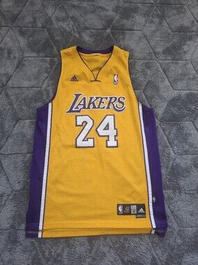 Adidas Kobe Bryant Lakers Jersey M Lakers Basketball Collectors Sports Fanatics